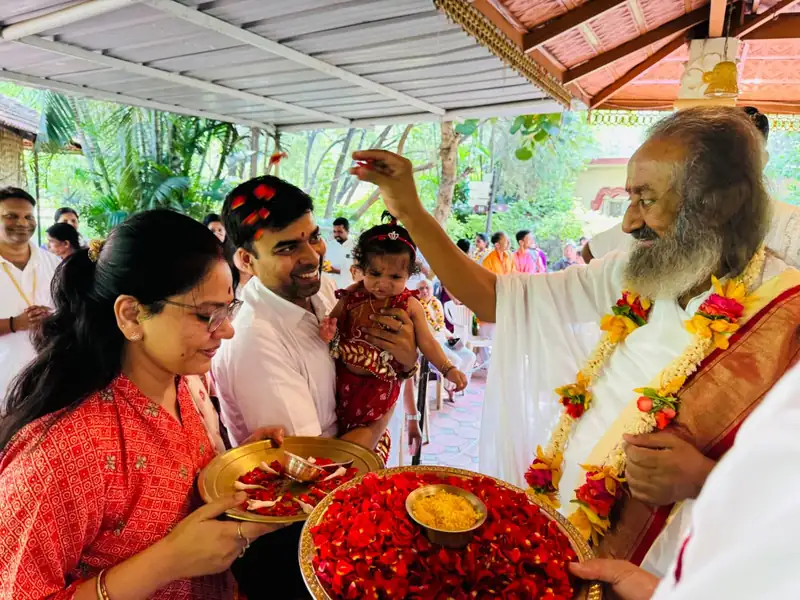CA Shikha with Guruji Sri Sri Ravi Shankar — Art of Living
